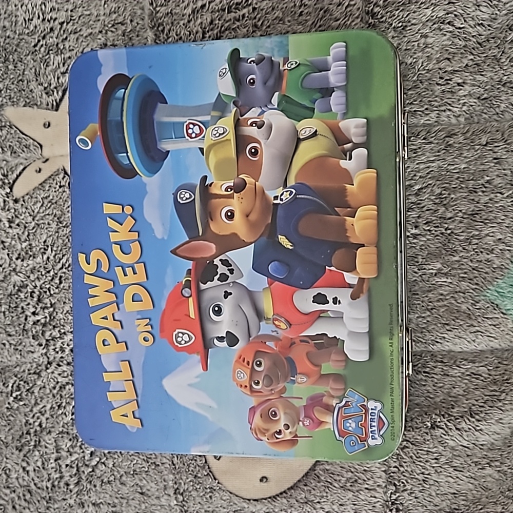 Metal paw patrol lunch box